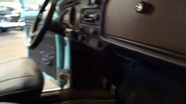 918 TPA 1977 Volkswagen Beetle 1600cc 4-Cylinder 4 Speed Manual смотреть онлайн