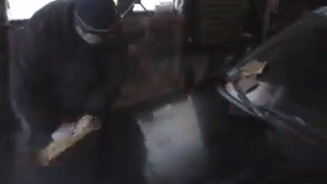 mazda 626 тд треш , полный ремонт кузова ,потом внезапная встреча с трамваем смотреть онлайн