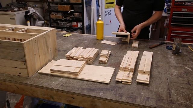 Machinist's Tool Chest Made From Scrap Pallets