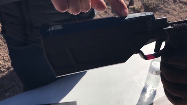 maxim 9 - первый в мире пистолет со встроенным глушителем