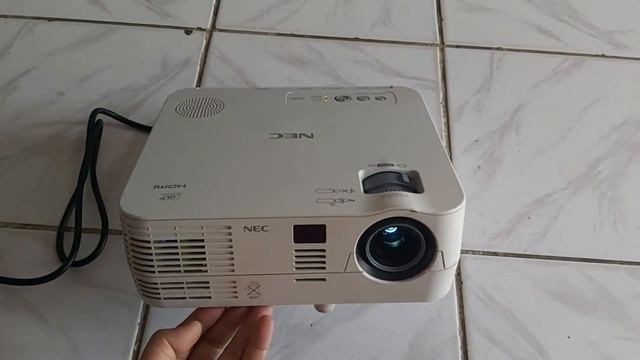 HDMI NEC Projector VE281 || Brightness 2800 Ansi Lumens Review Testing And Review Spesifikasi