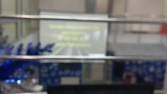 Проекционный экран 2*3м