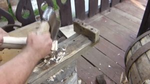 Топор плотницкий.