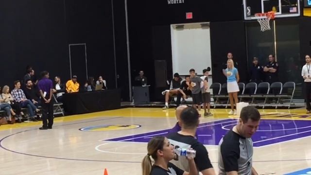 South Bay Lakers Game BeachBall Challenge смотреть онлайн