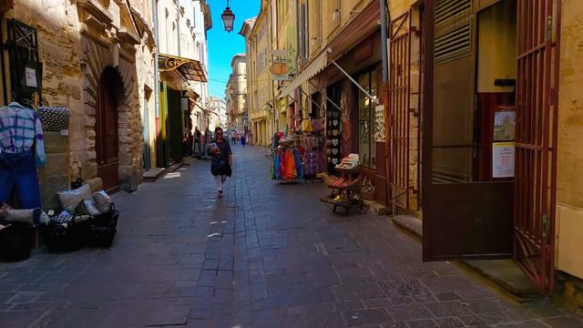 Uzès 🇫🇷 Most Beautiful Places In France 🌷 Medieval Royal Town Walking Tour 🌞