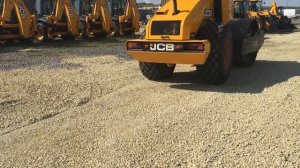 Работа грунтового катка JCB 116D
