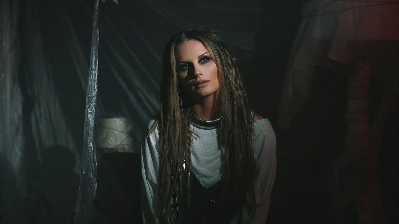 Ева Власова - Сумасшедшая смотреть онлайн