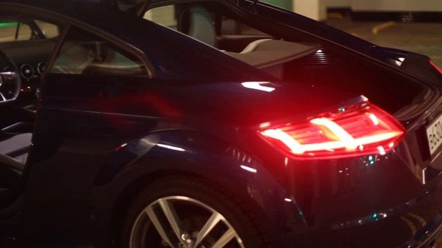 Audi TT смотреть онлайн