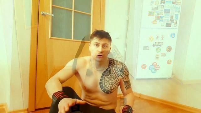 Большие широкие плечи дома без железа (workout) смотреть онлайн