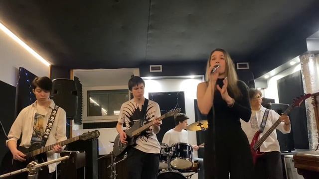 Teen Spirit - Выше облаков смотреть онлайн