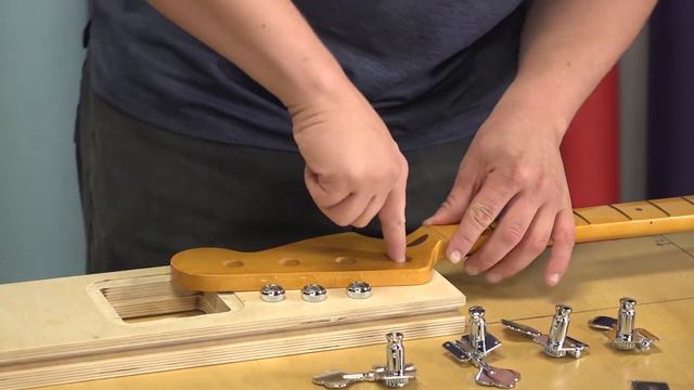 Bass Assembly - Basic Tips & Demo (Fender Original P-Bass Pickups) смотреть онлайн