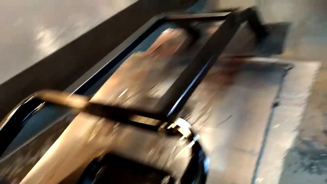 Влог. Умелец Мэнни. Красим лестницу УАЗа. Ремонт Дома смотреть онлайн