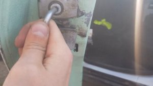 Заклинила дверь LADA PRIORA.(ЧТО и КАК с этим бороться ?)