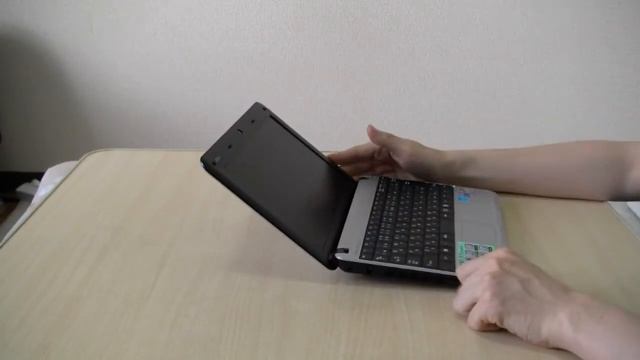 MSI Wind U115 Hybrid Review - 2 of 2 смотреть онлайн