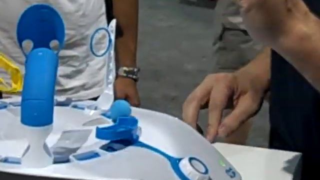 SDCC: MindFlex Game Demo смотреть онлайн