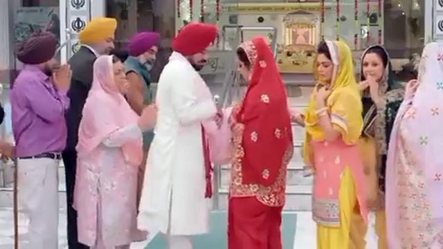 Tere Mathe te Chamkan Waal Bannde | Ni Main Sass Kuttni | Punjabi Marriage Celebration Song смотреть онлайн