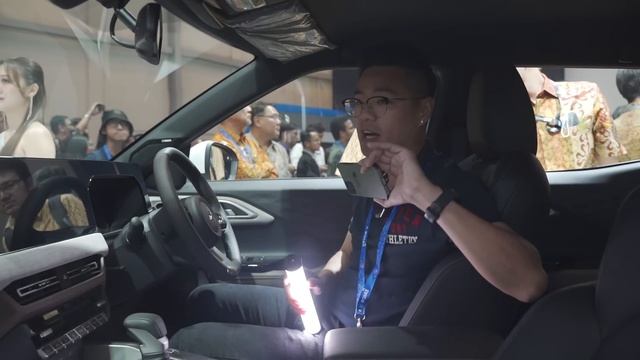Sờ tận tay Mitsubishi Xforce bản Ultimate giá 653 triệu: Đã hiểu vì sao hãng tự tin như vậy! смотреть онлайн