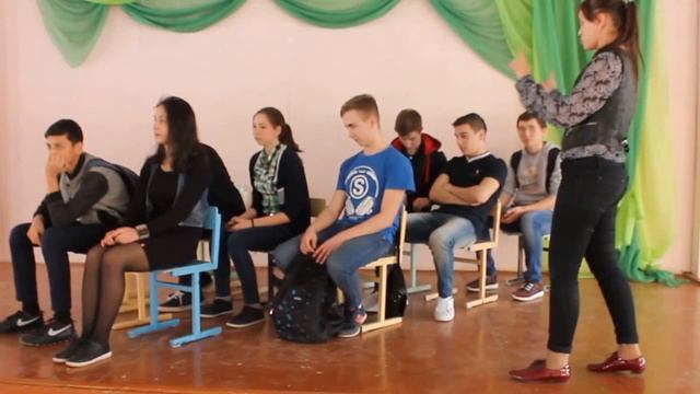 В. В. Маяковский "Во весь голос"- читает Ульяна Шабурова, 10 класс школы №119 смотреть онлайн