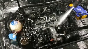 Мойка двигателя своими руками, самообслуживание VW Passat B6 2.0TDI Washing the engine