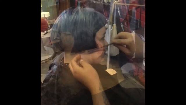 HAIRDRESSER CREATIVE CUT AND COLOUR!!
