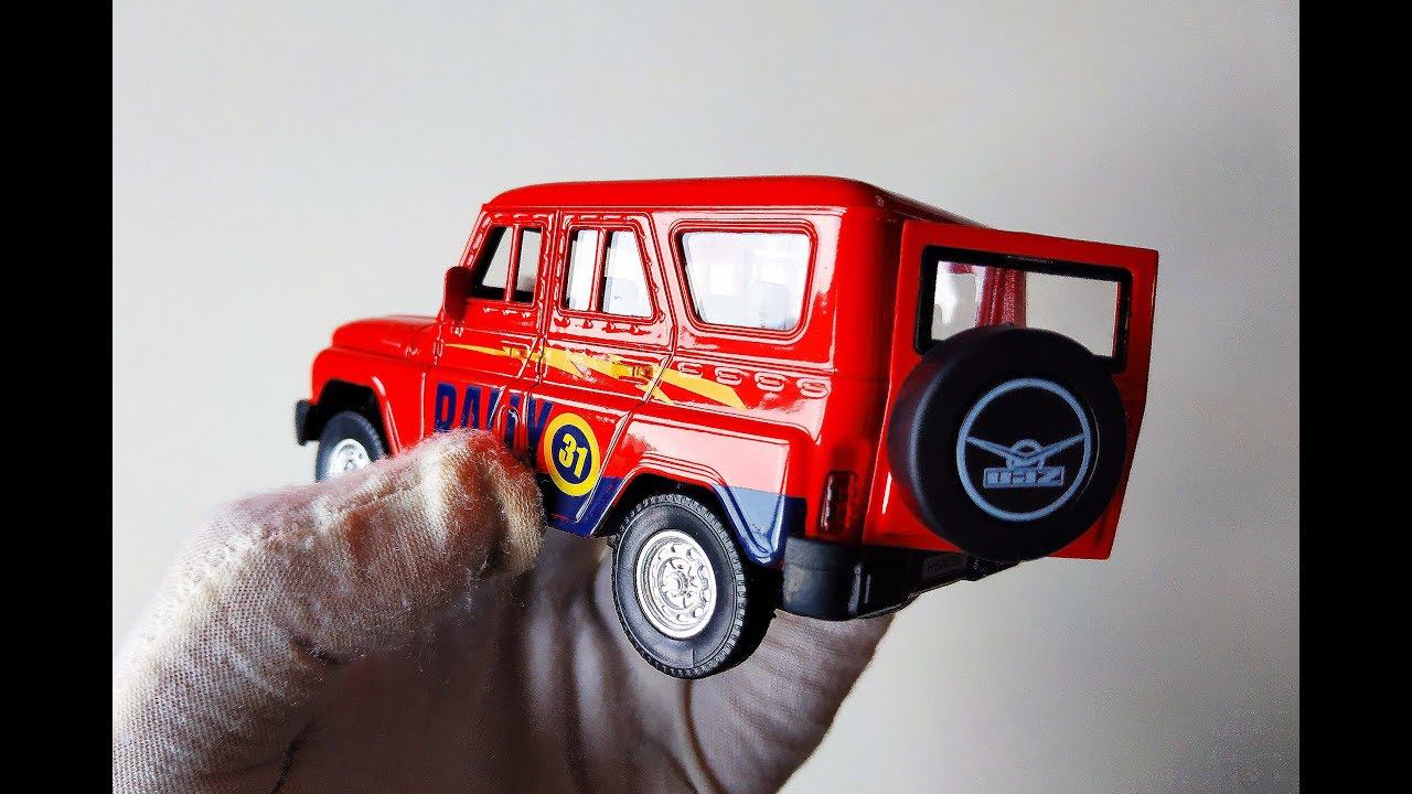 Про машинки. Распаковка и обзор модельки машины УАЗ Хантер / UAZ Hunter. смотреть онлайн