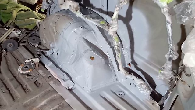 Тойота №13. Ремонт гнилых крыльев и кузова авто. смотреть онлайн