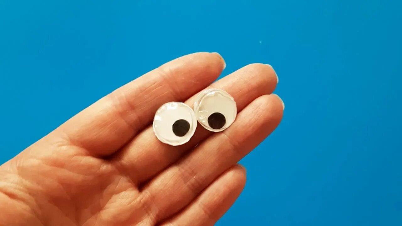 2Как сделать глазки для игрушек и поделок своими руками / ГЛАЗА своими руками смотреть онлайн