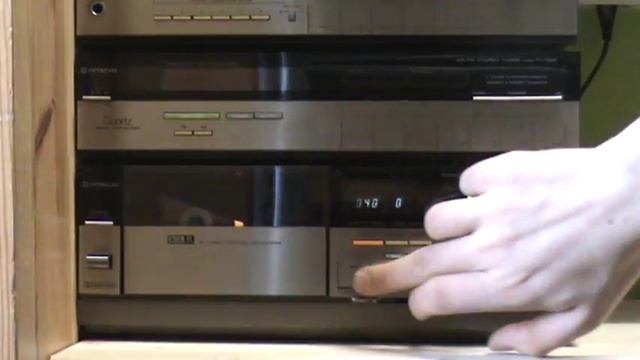 Hitachi Stereo System (HA-MD5, FT-MD5, D-MD5) смотреть онлайн