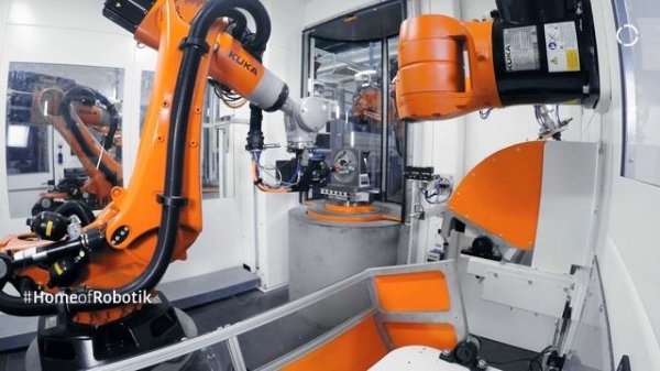 Robot production at the KUKA headquarters in Augsburg