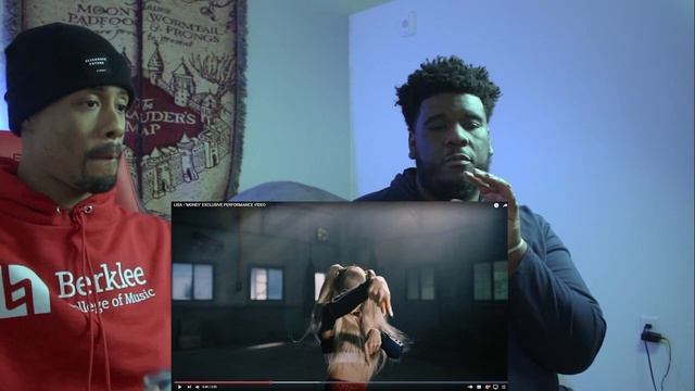 Dancer & Videographer React to LISA - 'MONEY' EXCLUSIVE PERFORMANCE VIDEO смотреть онлайн