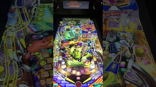 Shrek Visual Pinball Review and Gameplay - 8.7 - Stern Pinball смотреть онлайн