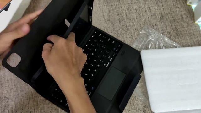Dux Ducis IPad Pro 12.9 2021/2020 Keyboard + Touchpad смотреть онлайн