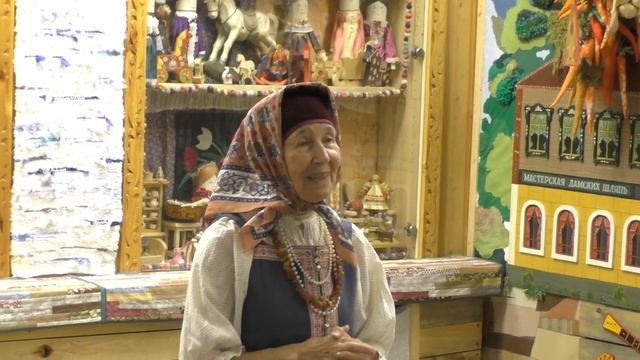 Людмила Иванищенко и Любовь Басурманова в гостях у Школы ремёсел. Часть 4.mp4 смотреть онлайн