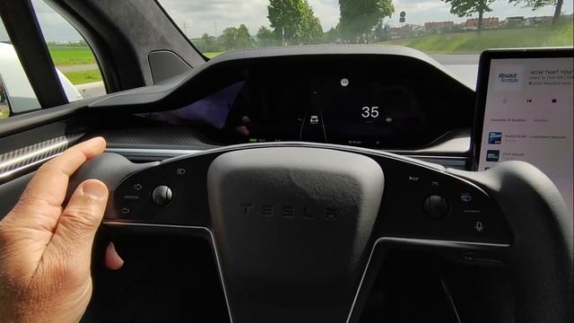 Tesla Model X Plaid, новая  версия, больше 1000 лс. до 100 км.ч. менее 3 секунд, 5,6,7 мест.