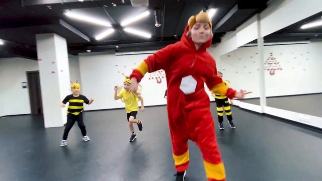 BABY II | | ПЧЁЛКИ | FORSAGE DANCE SCHOOL | NEW YEAR ONLINE смотреть онлайн