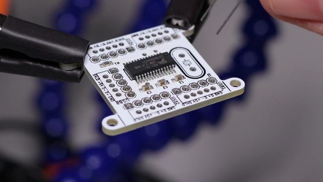 Making a small USB hub with tiny surface mount components смотреть онлайн