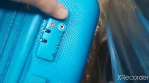 Чемодан с замком TSA. Установка цифрового кода.