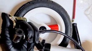 Насос для детской коляски, велосипеда. Как накачать колесо, камеру