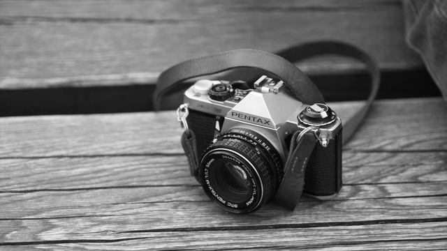 Илья из rbl.studio. Чёрно-белая фотография. смотреть онлайн