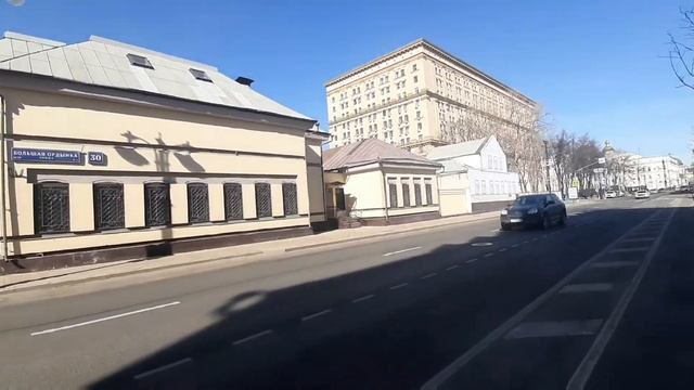 Москва. Прогулка по Большой Ордынке. Часть 2 смотреть онлайн