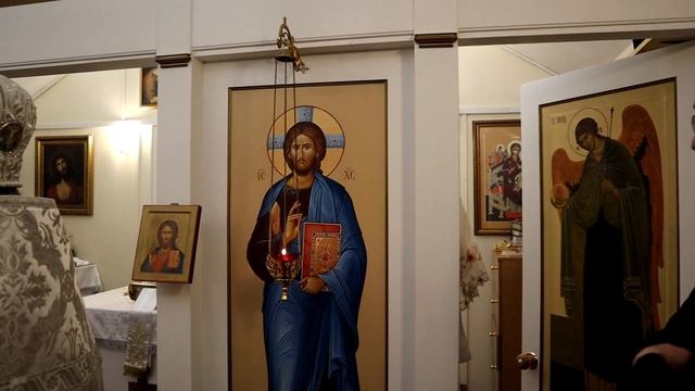 Вечерня и утрення Ночное рождественское богослужение с 6 на 7 января (с пятницы на субботу) 2023 г смотреть онлайн