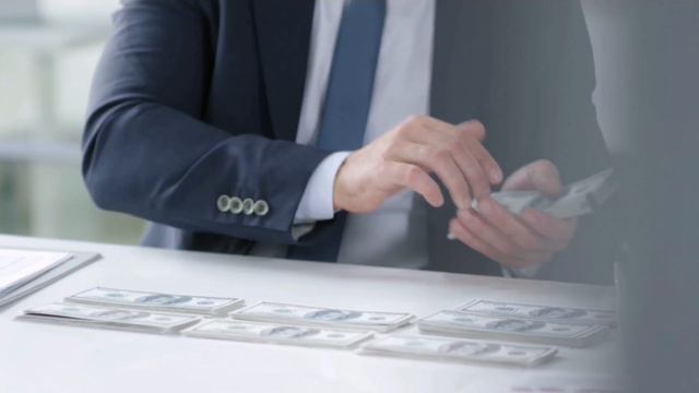 деньги для бизнеса в кредит, ответ Миллиардера Игорь Рыбаков смотреть онлайн