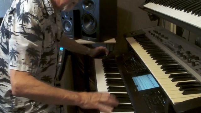 Crunchy Riff on my Korg Kronos смотреть онлайн