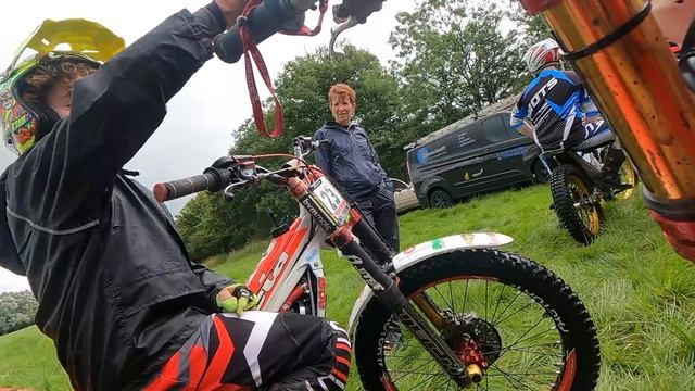 BVM VLOG #113 - TRS 300 RR - First Ride + Checks смотреть онлайн