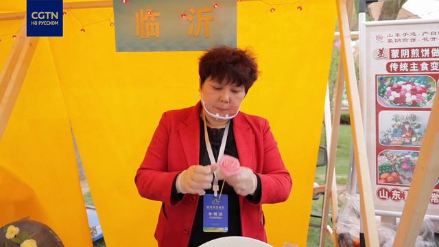 Прогулка по ярмарке на реке Хуанхэ смотреть онлайн