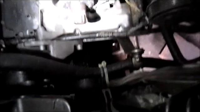 На Ауди 100С4 QUATTRO 2,8 л, Двигатель ААН, Замена помпы, термостата. смотреть онлайн