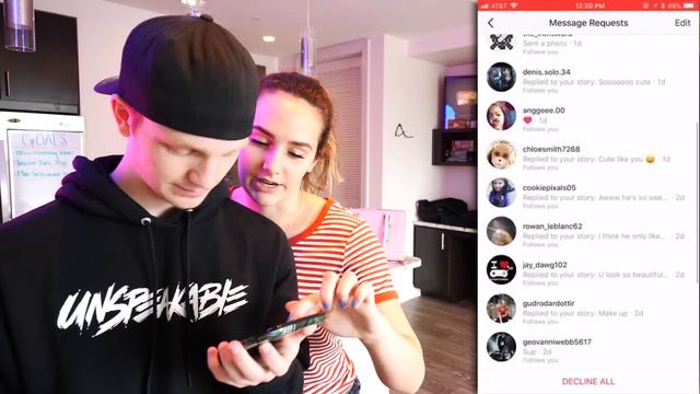 READING MY GIRLFRIENDS INSTAGRAM DM'S смотреть онлайн