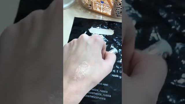 Обзор блеска для губ от NYX