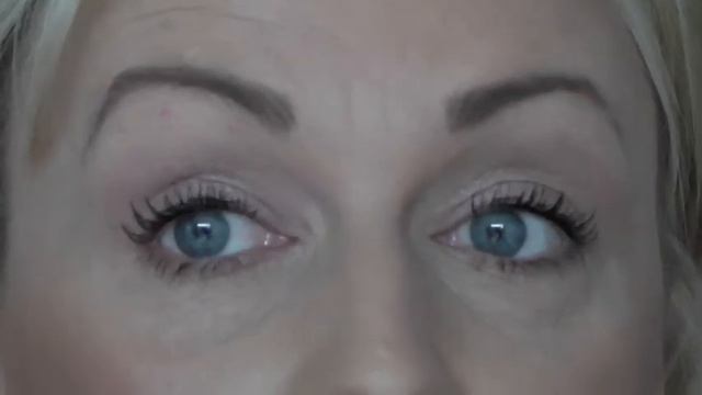 NEW Max Factor WILD MEGA VOLUME MASCARA - Review And Application