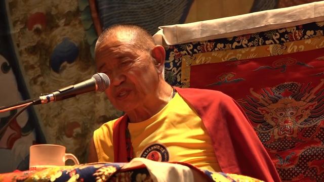 Кьябдже Гарчен Ринпоче. Принятие буддийского прибежища смотреть онлайн